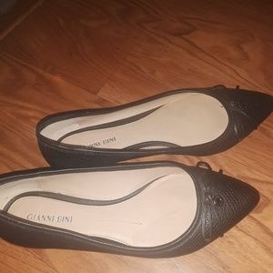 Gianni Bini flats